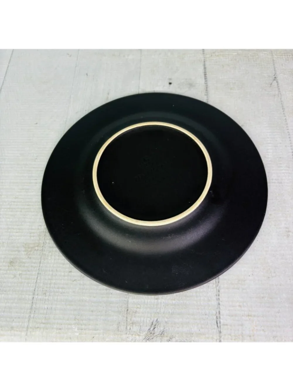 Pfaltzgraff MIDNIGHT SUN  Black Glossy Design Stoneware 8 1/8
